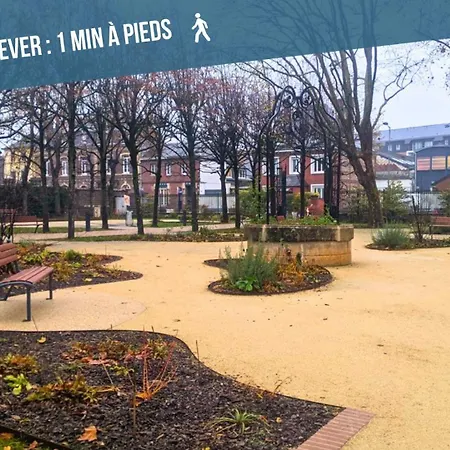 Διαμέρισμα Voyage Au Calme A 10 Minutes Du Centre Avec Parking Inclus Et Fibre, Ideal Solo Et Pro