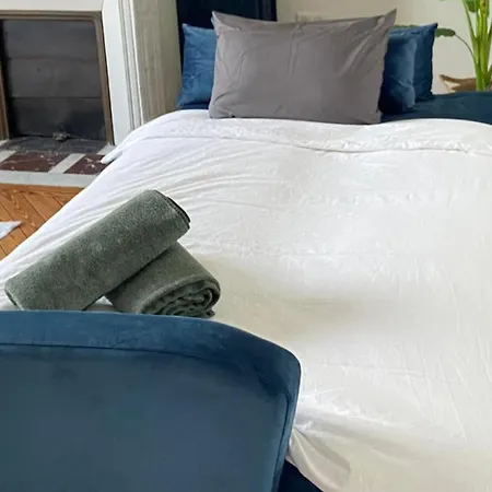 Apartament Voyage Au Calme A 10 Minutes Du Centre Avec Parking Inclus Et Fibre, Ideal Solo Et Pro Rouen