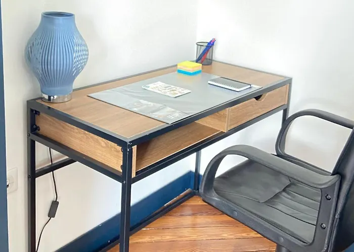 Apartment Voyage Au Calme A 10 Minutes Du Centre Avec Parking Inclus Et Fibre, Ideal Solo Et Pro Rouen