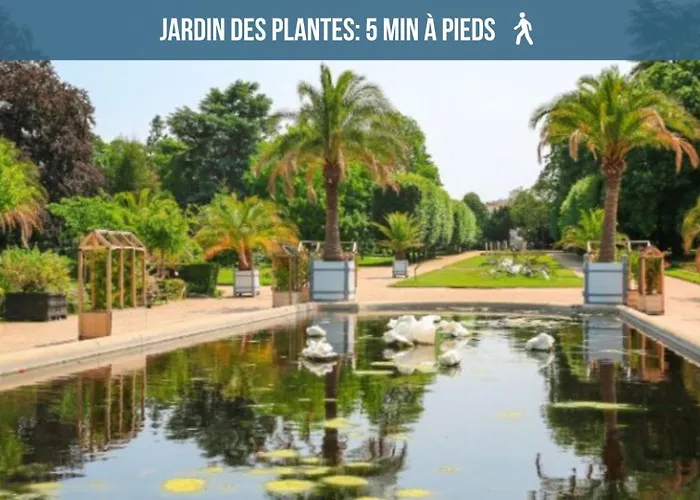 Apartment Voyage Au Calme A 10 Minutes Du Centre Avec Parking Inclus Et Fibre, Ideal Solo Et Pro *