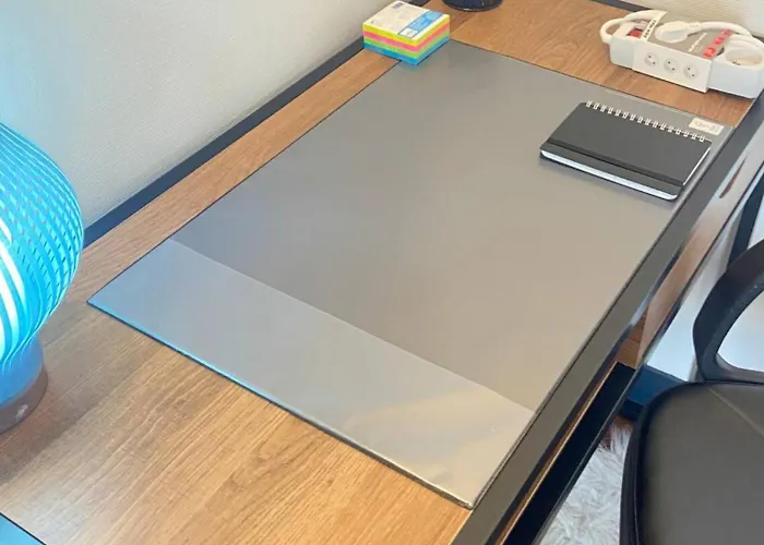 Voyage Au Calme A 10 Minutes Du Centre Avec Parking Inclus Et Fibre, Ideal Solo Et Pro *